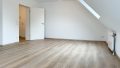 großzügiges Wohnzimmer
