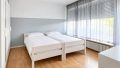 Schlafzimmer 2. OG Links