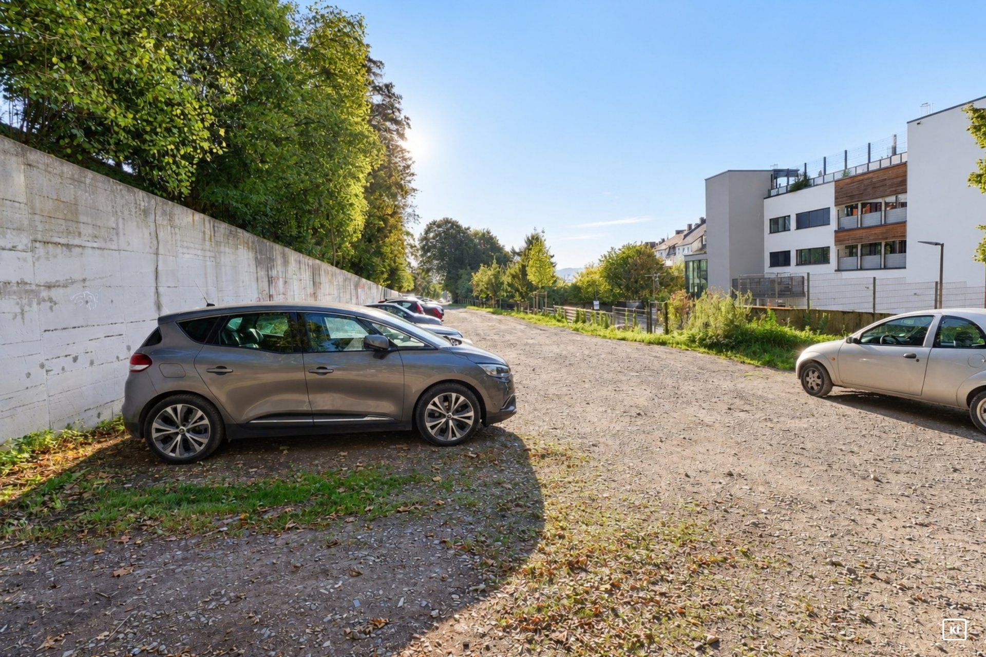 Weitere Parkmöglichkeiten direkt am Haus