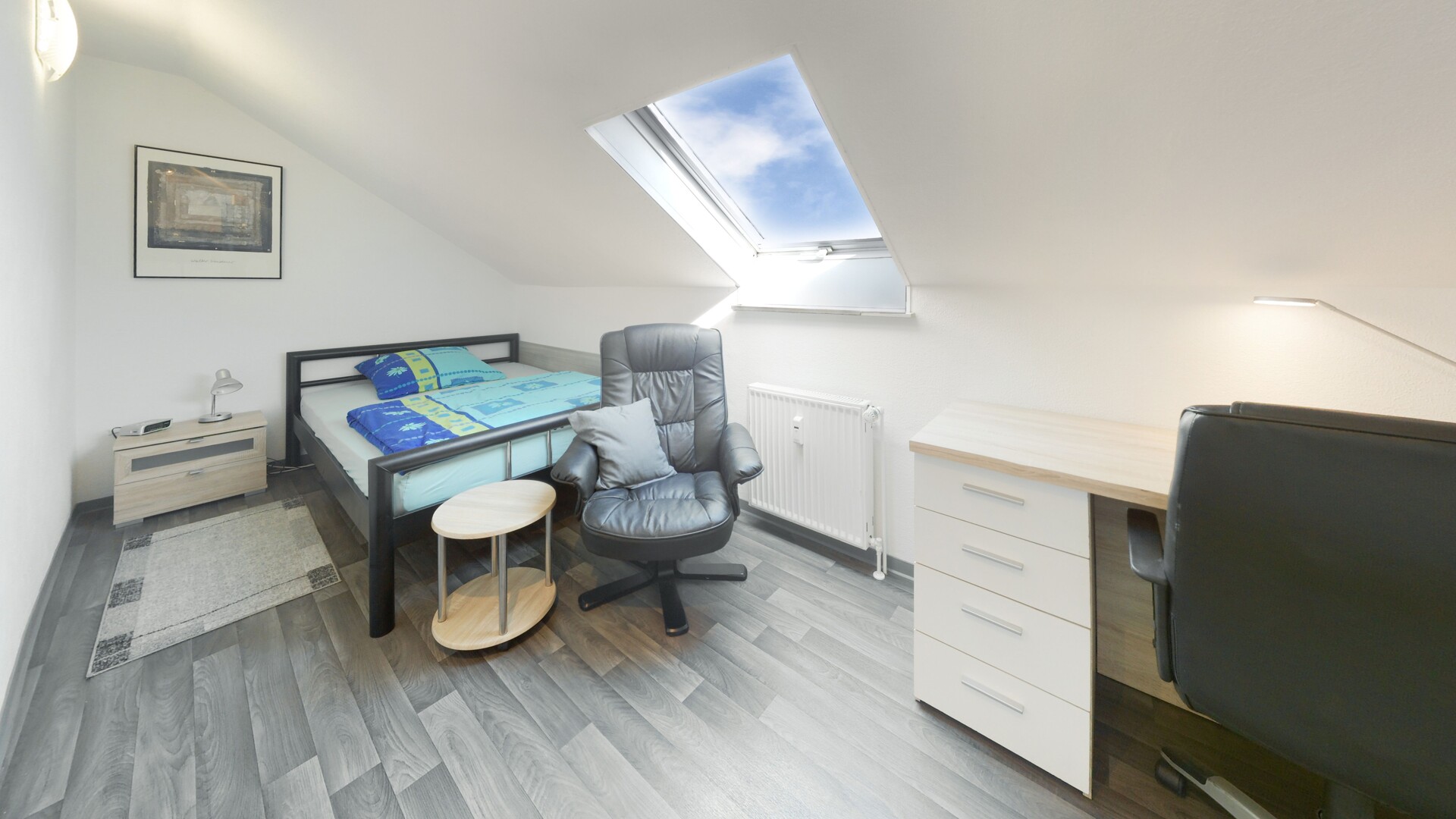 Schlafzimmer DG