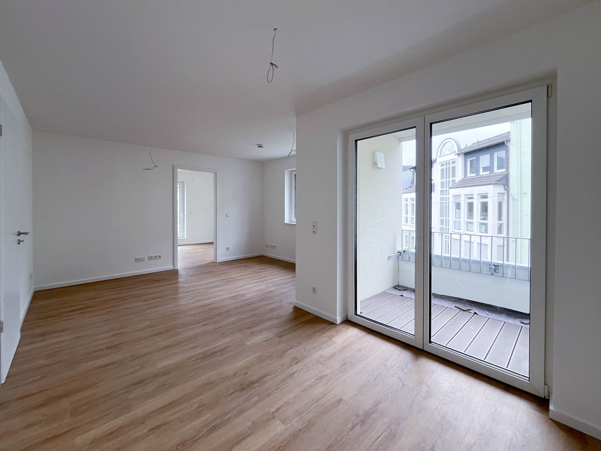 Wohn-Küche Balkon