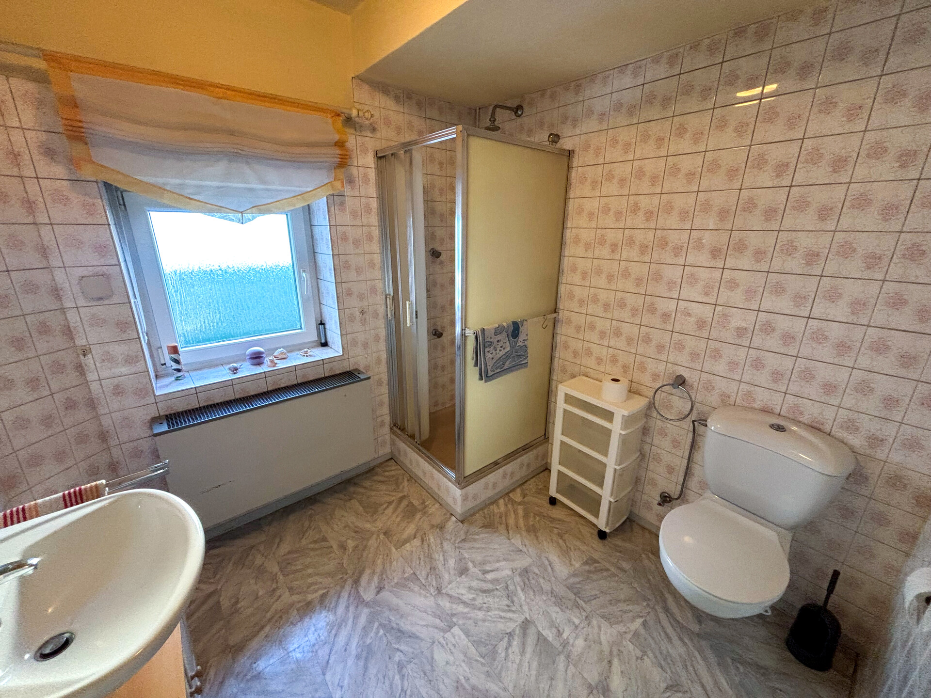 Badezimmer EG